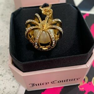 Vintage Juicy Couture Crown Gold With beautiful Pearl inside!!'
